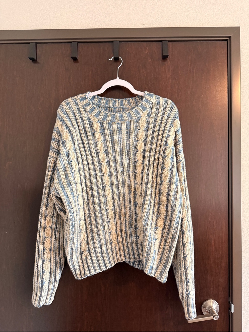 Textured Cable-Stripe Crewneck Sweater - Blue & Cream